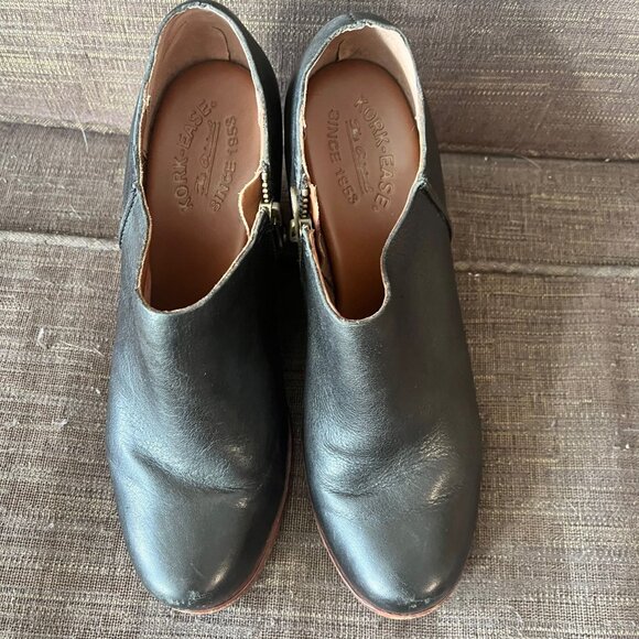KORK-EASE Holmes Wedge Black Leather Ankle Bootie Size 8 - Picture 1 of 8